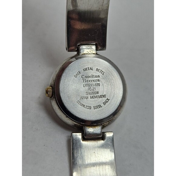Carolina Herrera Womens Quartz Dress Watch Small White Dial Two Tone New Battery - Picture 10 of 10